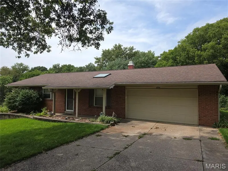 6778 Barnwood DR, Hazelwood, MO 63042
