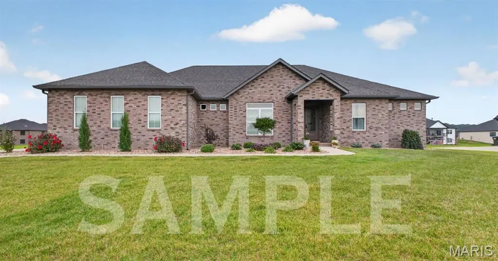 1386 Walnut Ridge DR, Columbia, IL 62236