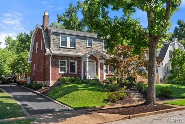 7411 Parkdale AVE, Clayton, MO 63105