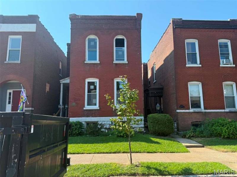 3206 Dakota ST, St Louis, MO 63111