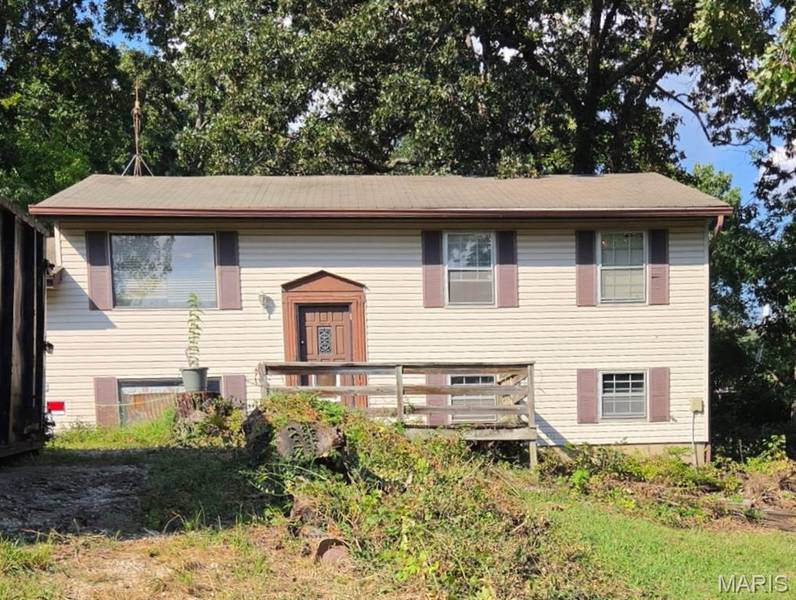 1965 Waybridge LN, Fenton, MO 63026