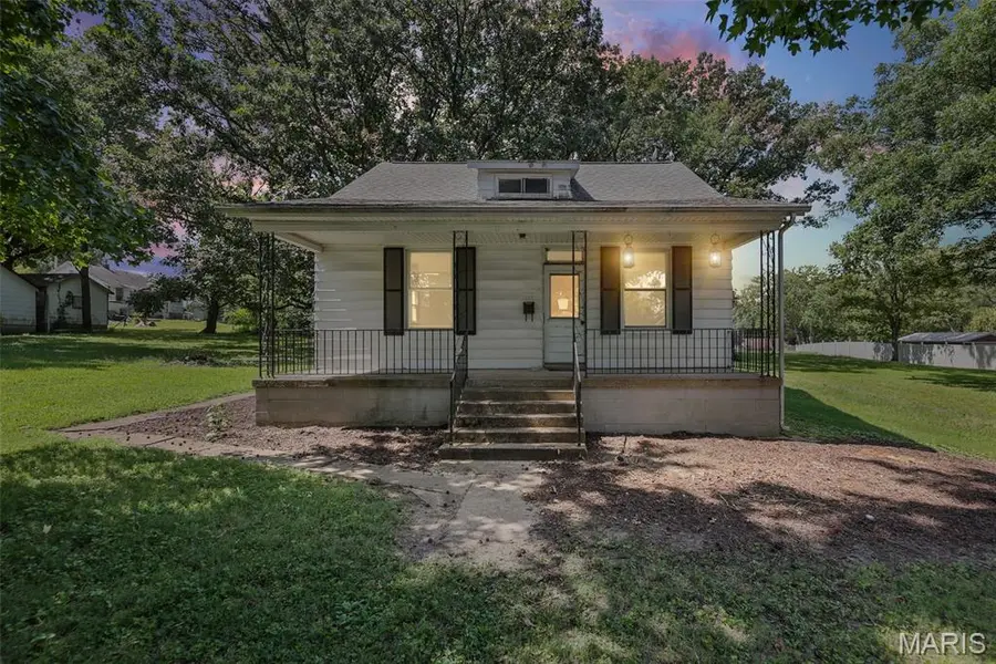 215 N Herman ST, Lebanon, IL 62254