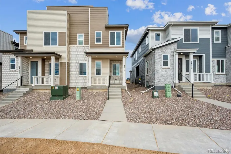 24121 E 30th PL, Aurora, CO 80019