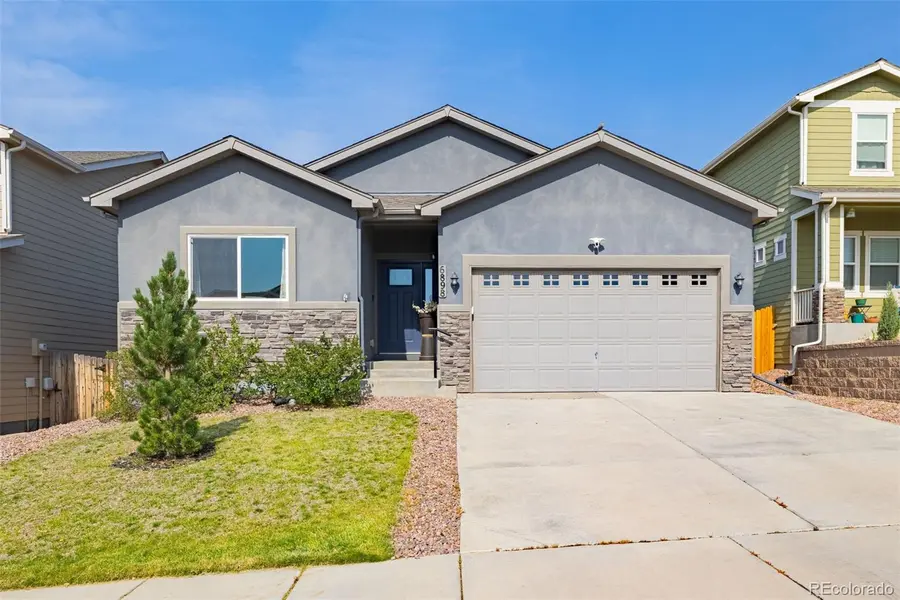 6898 Tullamore DR, Colorado Springs, CO 80923