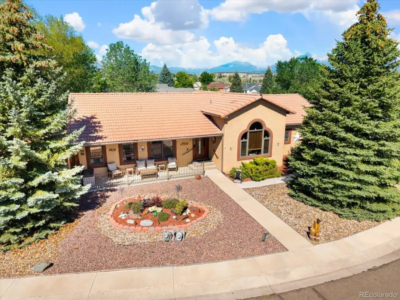 34 Rex CIR, Salida, CO 81201