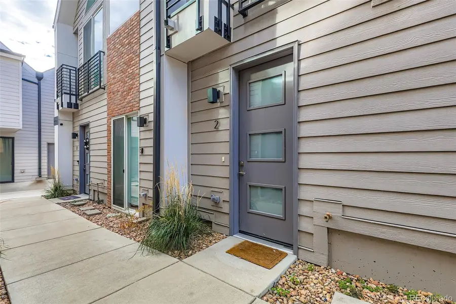 3411 N Albion ST #2-2, Denver, CO 80207