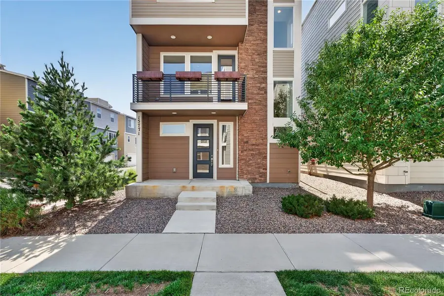 15771 E Broncos PL, Englewood, CO 80112