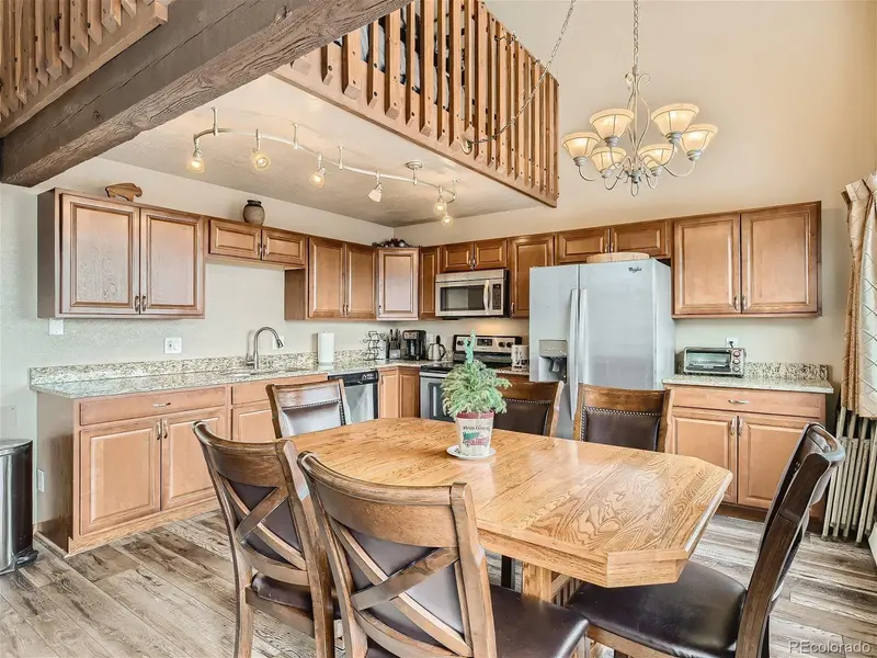 9800 Ryan Gulch RD #302, Silverthorne, CO 80498