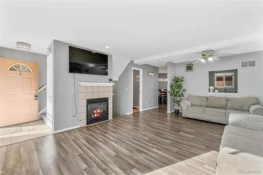 1379 S Idalia ST #C, Aurora, CO 80017