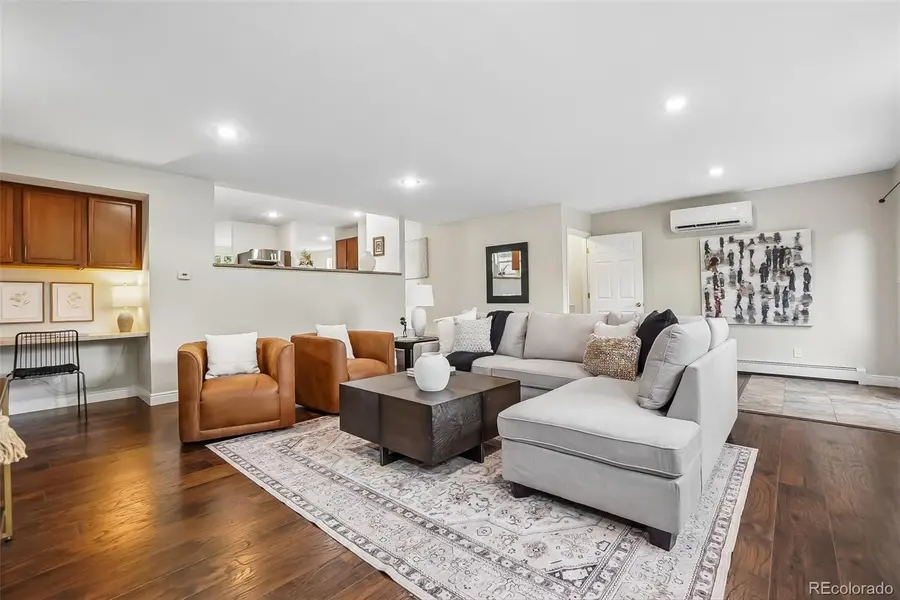 6915 W 35th AVE, Wheat Ridge, CO 80033
