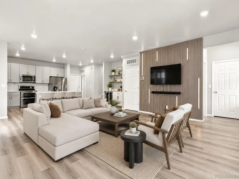 18292 E Kansas PL, Aurora, CO 80017