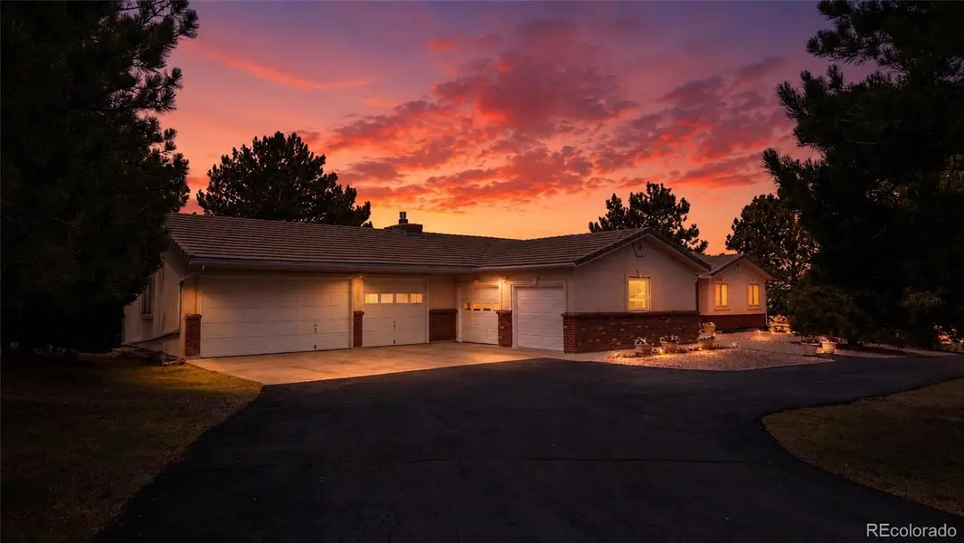 21375 E Nichols PL, Aurora, CO 80016
