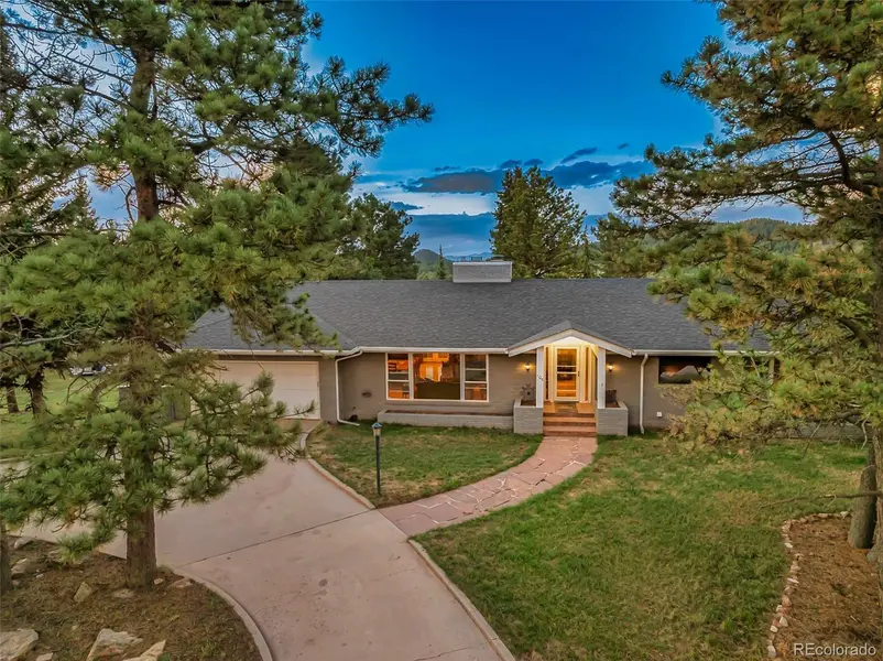 105 Piney Point LN, Woodland Park, CO 80863