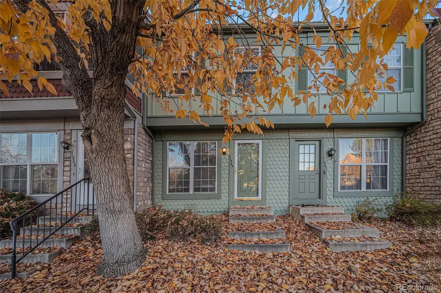 11945 E Ford DR, Aurora, CO 80012