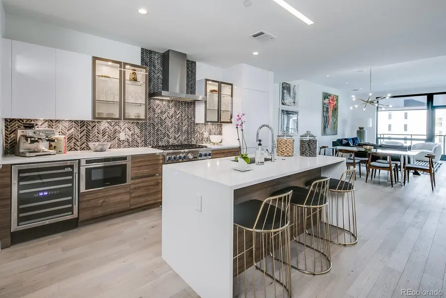 255 Saint Paul ST #607, Denver, CO 80206