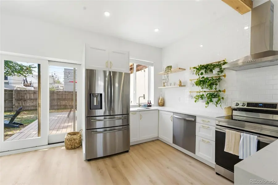 512 W 8th AVE, Denver, CO 80204