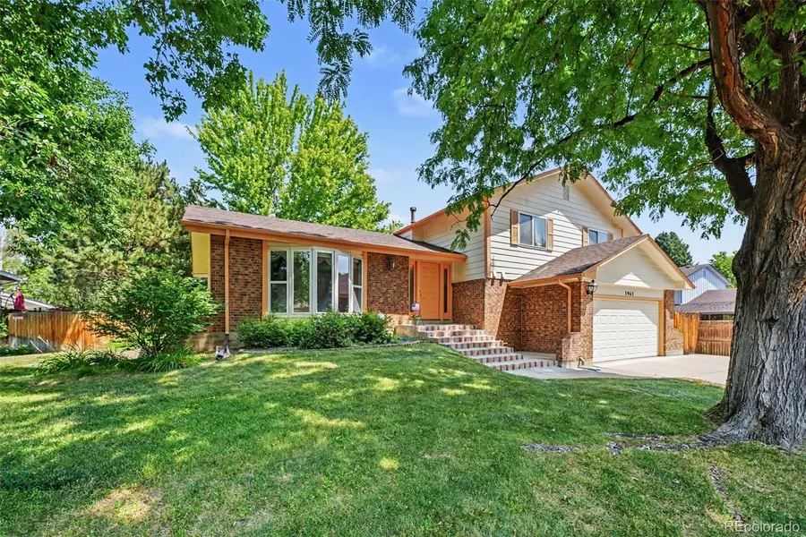 3962 S Quebec ST, Denver, CO 80237