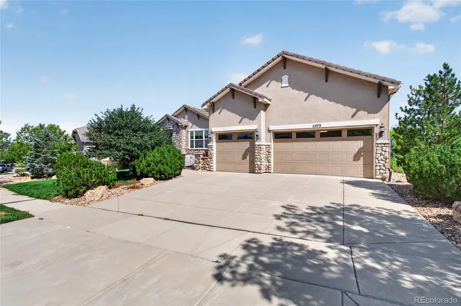 4575 Silver Mountain LOOP, Broomfield, CO 80023