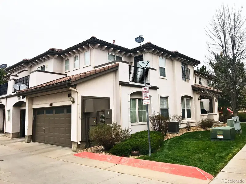 6753 S Winnipeg CIR #101, Aurora, CO 80016