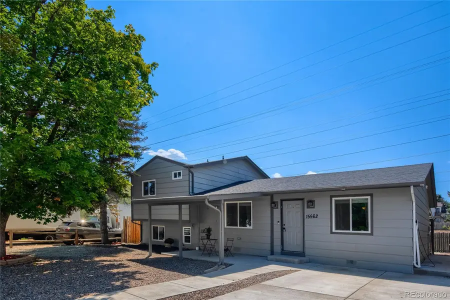 15562 E Bails DR, Aurora, CO 80017