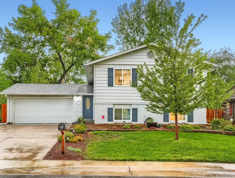 3047 S Alton CT, Denver, CO 80231