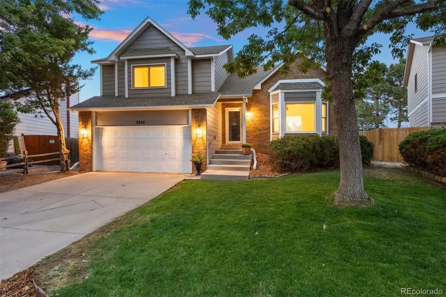 3254 S Espana CIR, Aurora, CO 80013