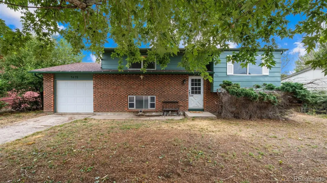 1615 Mineola ST, Colorado Springs, CO 80915