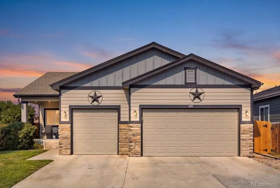 692 Settlers DR, Milliken, CO 80543