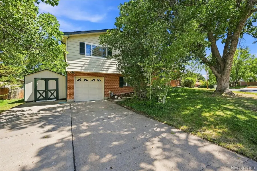 6850 S Downing CIR, Centennial, CO 80122