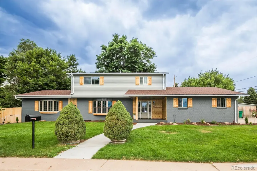 306 E Maplewood AVE, Littleton, CO 80121