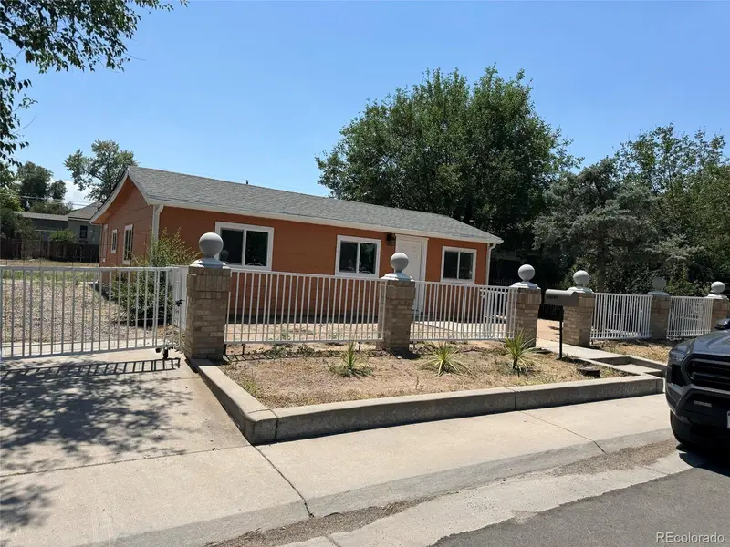 6600 E 77th PL, Commerce City, CO 80022