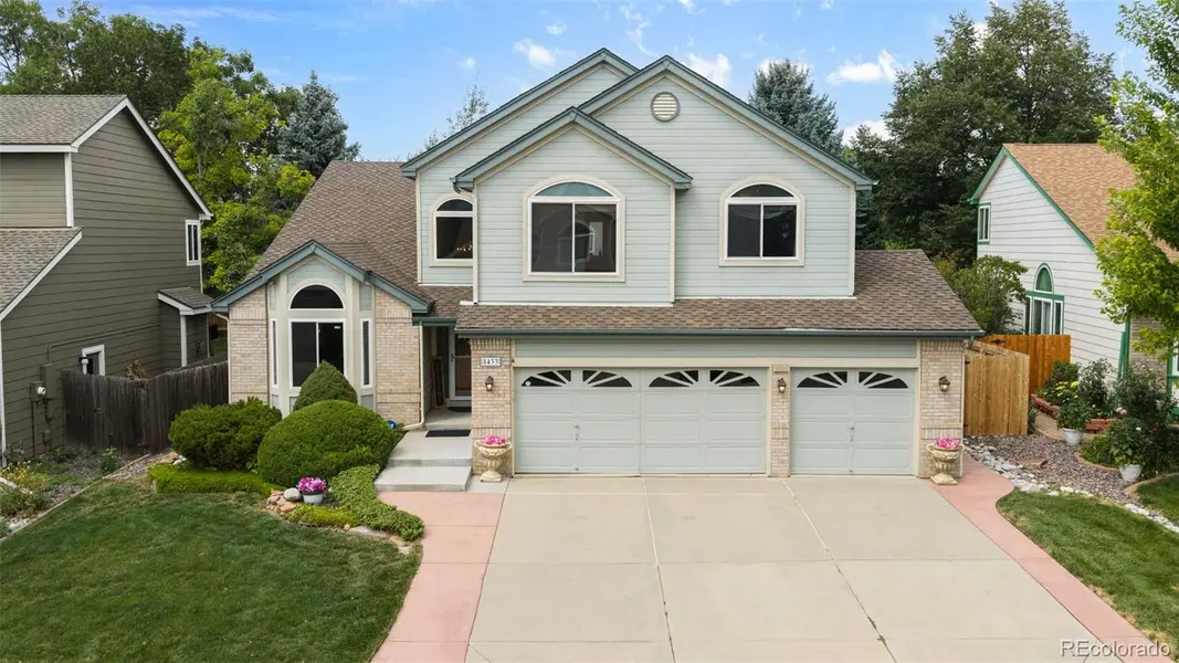 8433 Owens CT, Arvada, CO 80005