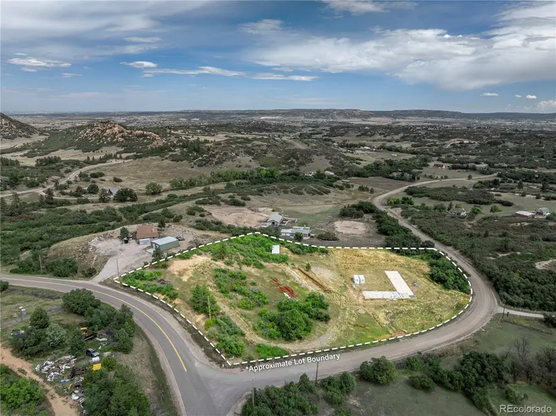 7037 Meadowbrook LN, Sedalia, CO 80135