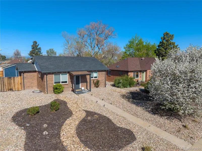 3011 Oneida ST, Denver, CO 80207