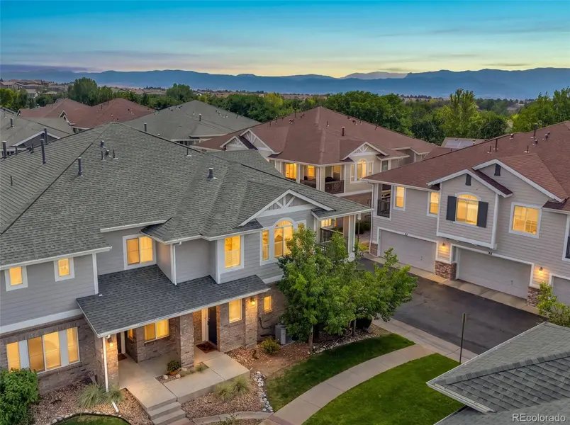 104 Whitehaven CIR, Littleton, CO 80129