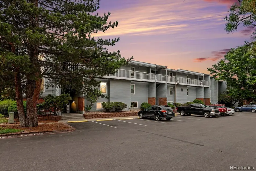 7665 E Eastman AVE #102C, Denver, CO 80231
