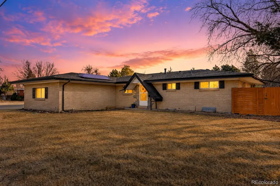 1880 S Monaco Pkwy, Denver, CO 80224