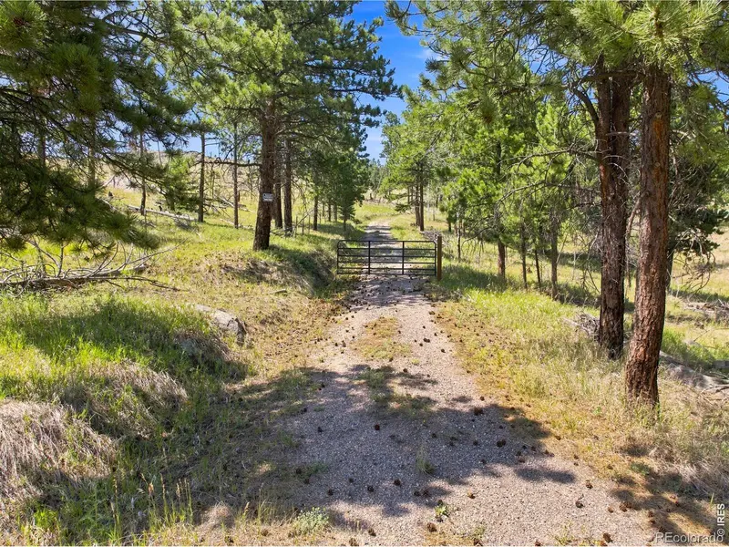 2721 Davis Ranch RD, Bellvue, CO 80512