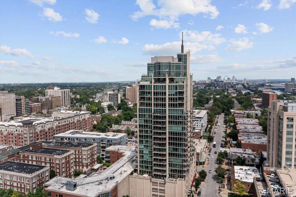 4909 Laclede AVE #2103, St Louis, MO 63108