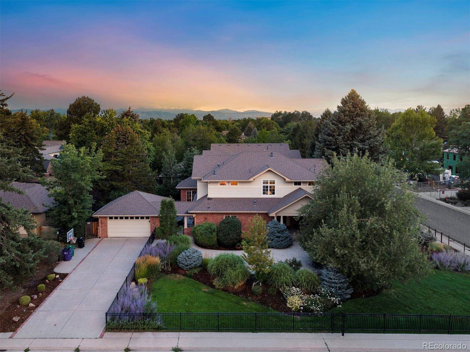 3660 E Warren AVE, Denver, CO 80210