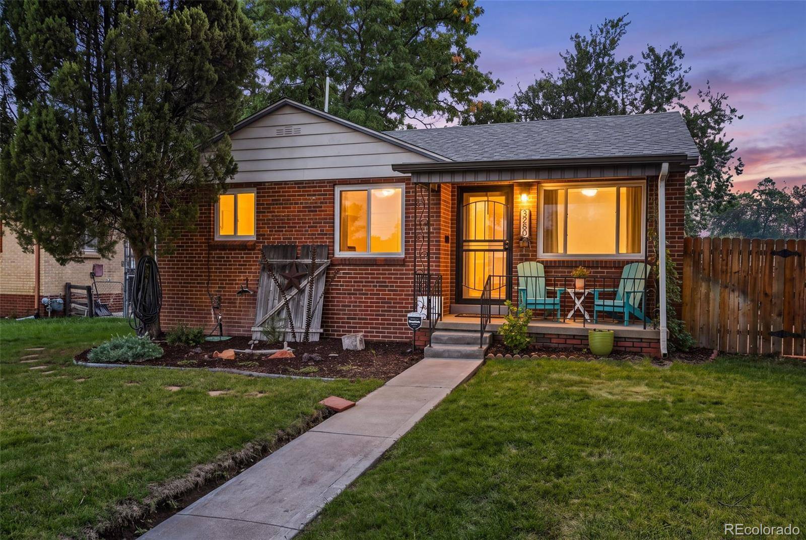 3280 Niagara ST, Denver, CO 80207