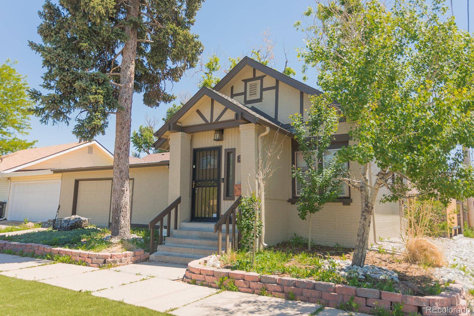 3916 W Conejos PL, Denver, CO 80204