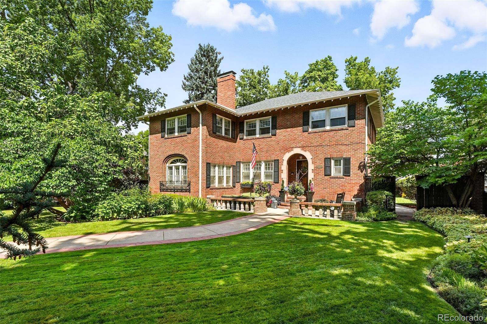 5525 E 17th Avenue Pkwy, Denver, CO 80220