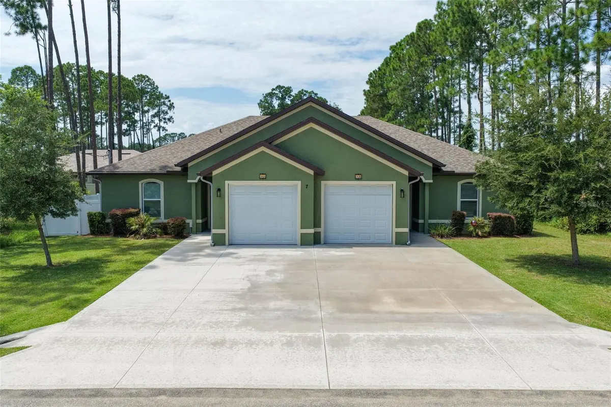 7 EMPIRE LN, Palm Coast, FL 32164