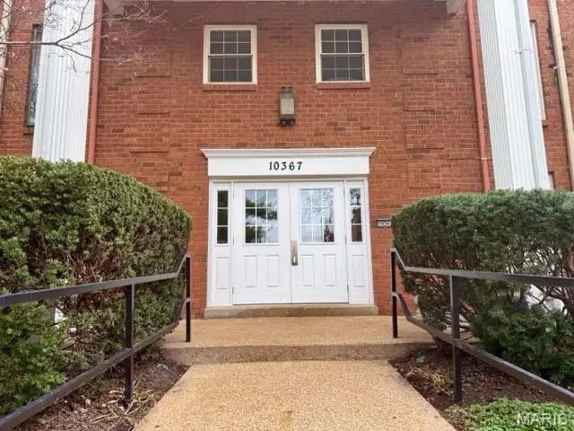 10367 Oxford Hill DR #26, St Louis, MO 63146