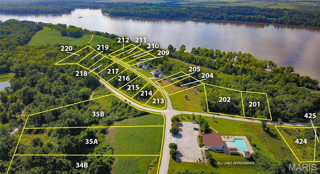 214 Quarry RD, Golden Eagle, IL 62036
