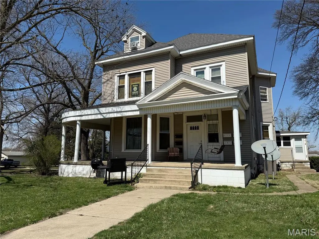 300 E 2nd ST, Pana, IL 62557