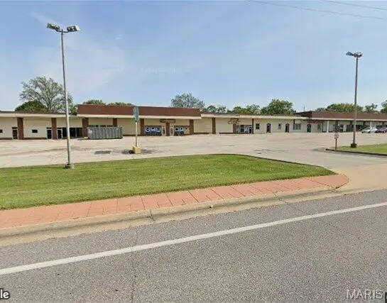 4424 Woodson RD, St Louis, MO 63134