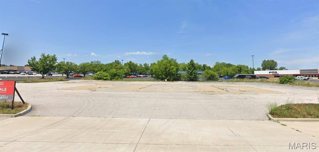3735 Harry S Truman BLVD, St Charles, MO 63301
