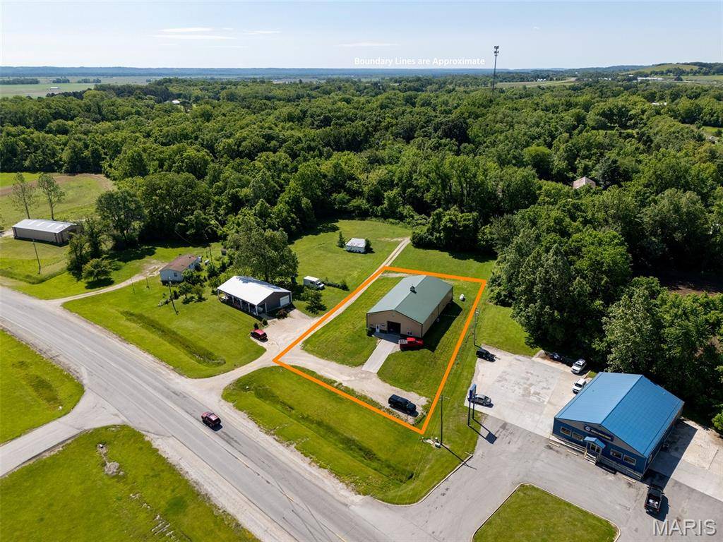 960 Highway B, Elsberry, MO 63343
